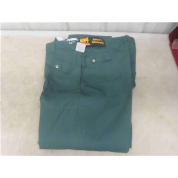 New Safety Pants for Chain Sawing Size 44 Waist 33 Leg