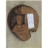 Image 1 : Vintage Catchers Mitt