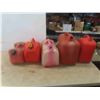 Image 1 : 5 Plastic Gas Containers Various Sizes
