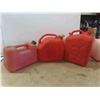 Image 3 : 5 Plastic Gas Containers Various Sizes