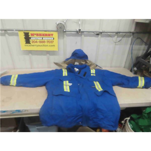 Heavy Insulated Winter Flame Resistant Jacket Size 2XL