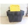 Image 3 : 5 Totes with Lids 102L 