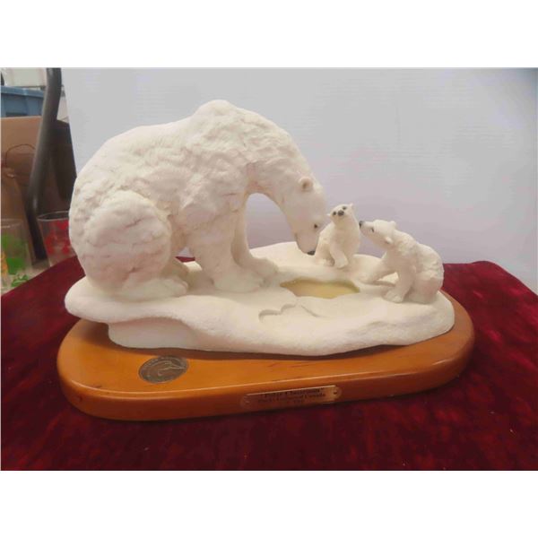 Ducks Unlimited 228/800 'Polar Classroom' 15'' x 8'' x 9'' 