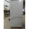 Image 1 : Kenmore Fridge with Bottom Freezer 65 1/2'' x 30'' x 29 3/4'' Missing Drawers