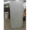 Image 2 : Kenmore Fridge with Bottom Freezer 65 1/2'' x 30'' x 29 3/4'' Missing Drawers