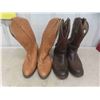 Image 4 : 2 Pairs of Cowboy Boots Size 10 1/2 & 10