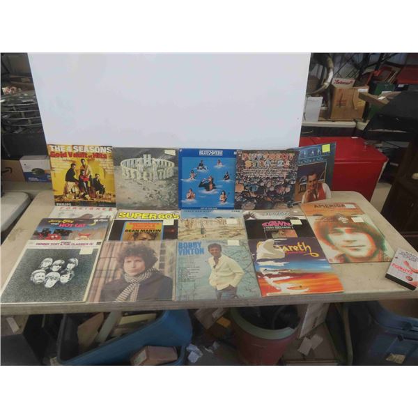 19 Albums : Foreigner , Dawn , Bobby Vinton, Andy Gibb & Others 