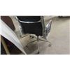 Image 3 : 2 Swivel Chairs 