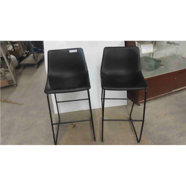 2 Bar Stools