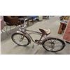 Image 11 : Vintage Magestic Boys Pedal Bike 19''