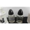 Image 2 : 11 Vintage Salt and Pepper Shakers