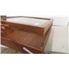 Image 4 : Taple Top Display Case 6 1/2'' x 22'' x 22'' 