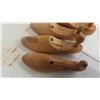 Image 2 : 8 Wooden Shoe Forms