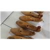 Image 3 : 8 Wooden Shoe Forms