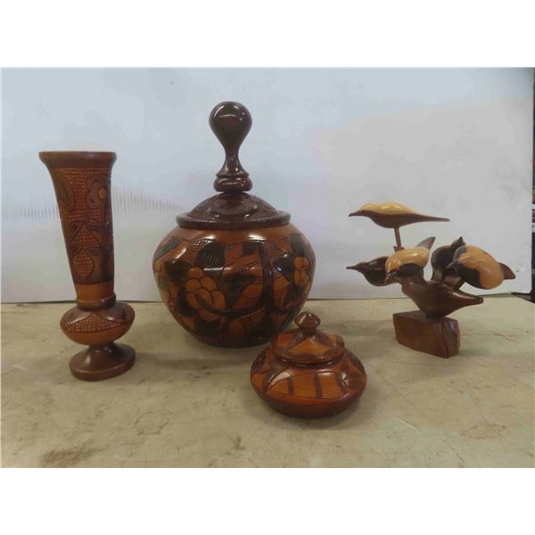 3 Wooden Décor Set Tallest is 12'' , Wood Birds on Perch Display