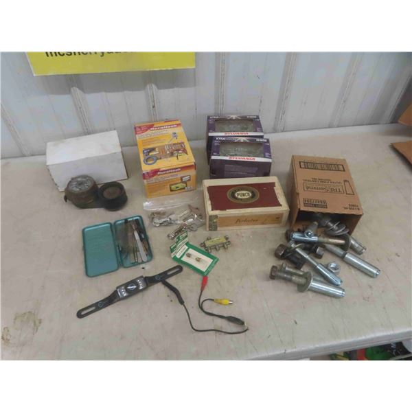 New Old Stock Durahook 26 Assortment Pack, 2 Sylvania Auto Head Lamp, 