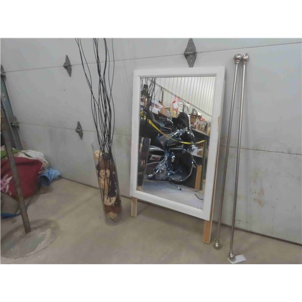 Home Décor: Curtain Rods , Glass Vase with Twig/Wicker Decoration, 