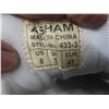 Image 3 : Asham Curling Shoes Size 9 1/2 & 8 , Curling Broom, Gym Bag, Rope Style Basket 