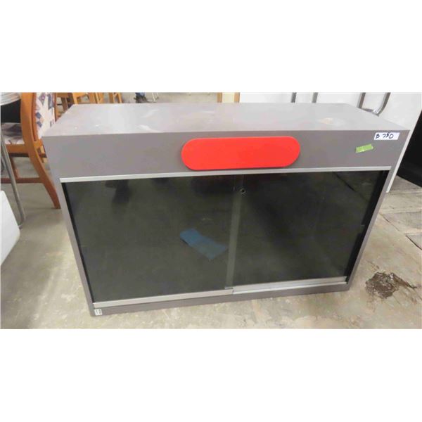 Display Case 30'' x 46'' x 14'' 