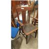 Image 2 : 4 Oak Dining Room Chairs , 1 Captain