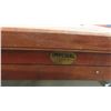 Image 2 : Vintage T. Eatons Incubator 8'' x 28 1/2'' x 30'' 