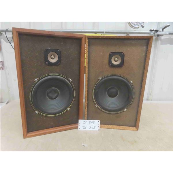2 Speakers 