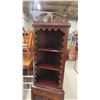 Image 2 : Vintage 2 Piece Corner Cabinet 73'' x Up To 25'' x Up To 15'' 
