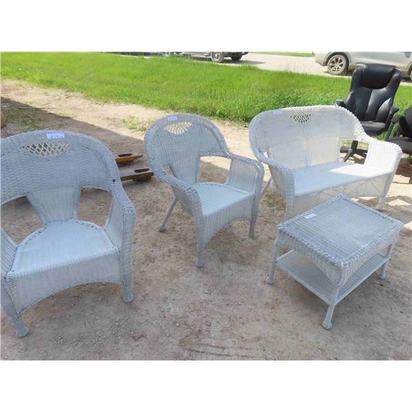 4 Piece Wicker Patio Set 