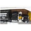 Image 2 : Wix Peterbilt Tractor Trailer 22'' Scale 1:23 