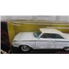 Image 3 : 1964 Mercury Marauder Diecast Road Signature Scale 1:18