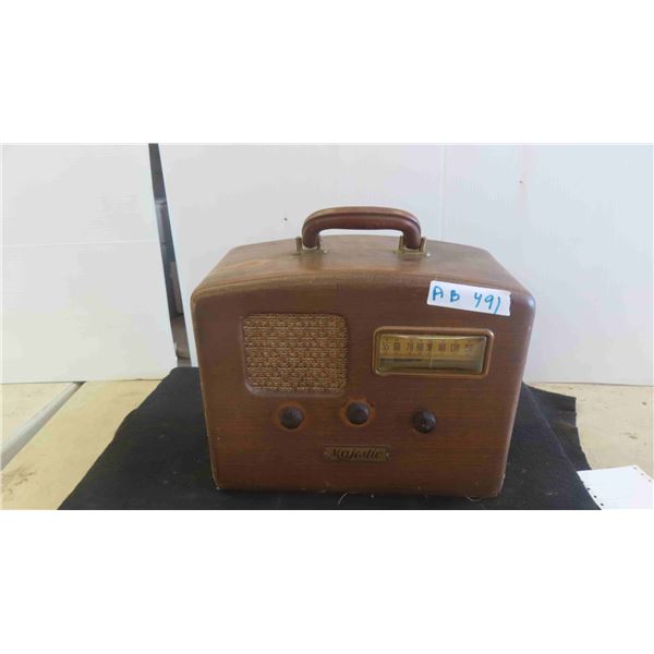 Vintage Majestic Radio 
