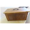Image 11 : Vintage Portable Crank Style Sewing Machine with Cover/Case 