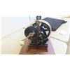 Image 7 : Vintage Portable Crank Style Sewing Machine with Cover/Case 