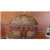 Image 4 : 2 Vintage Radios Arcadia & Unknown Make 