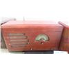 Image 5 : 2 Vintage Radios Arcadia & Unknown Make 