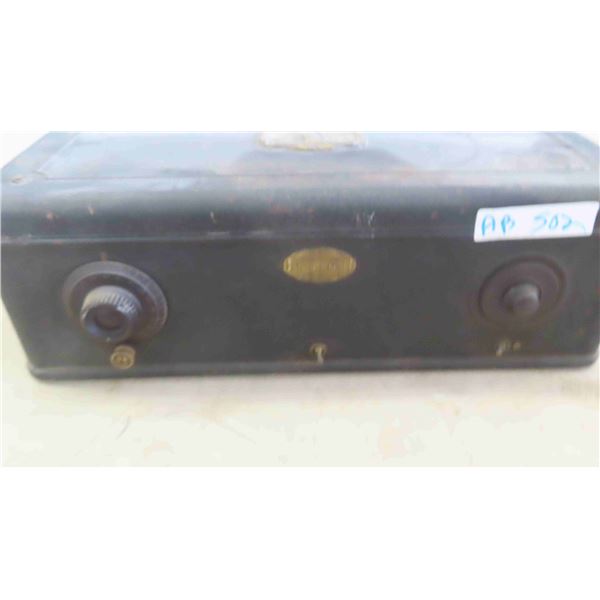 Vintage Atwater Kent Radio