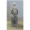 Image 1 : Skeleton/Tombstone Blow Mold 