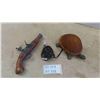 Image 1 : Turtle Lamp, Decorative Gun 