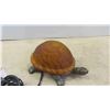Image 3 : Turtle Lamp, Decorative Gun 