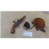 Image 4 : Turtle Lamp, Decorative Gun 