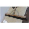 Image 2 : 2 Brooms & 1 Mop 
