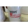 Image 7 : 14 New Old Stock Oil , Hydraulic & Fuel Filters 