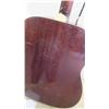 Image 10 : 6 String Acoustic Guitar with Case 