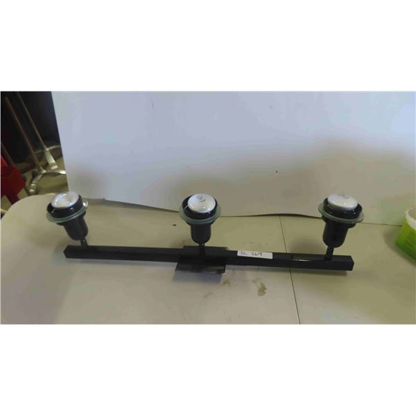 3 Bulb Trac-Light with Bulbs 