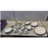 Image 1 : 38 Piece Hotel Ware Place Setting
