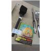 Image 3 : BBQ Utensils, Camp Stove Toaster 