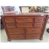 Image 1 : Modern Dresser 46'' x 64'' x 19''