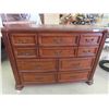 Image 3 : Modern Dresser 46'' x 64'' x 19''
