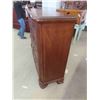 Image 4 : Modern Dresser 46'' x 64'' x 19''