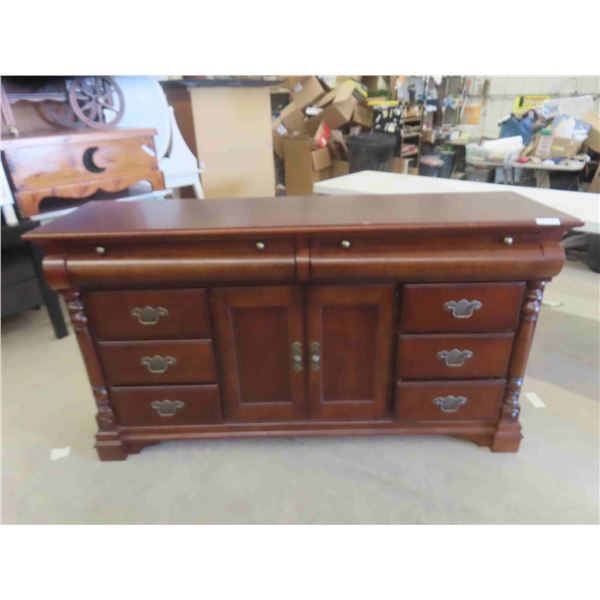 Buffet 37'' x 68'' x 19''